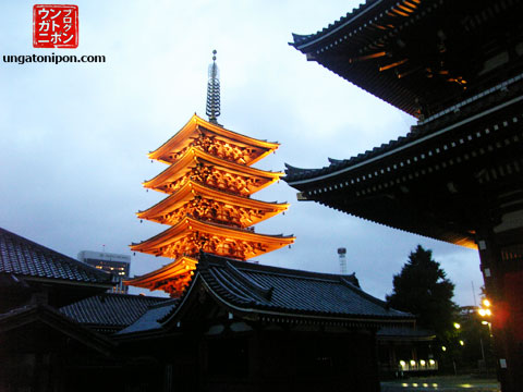 Asakusa al atardecer