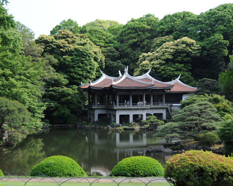 Casa taiwanesa en Parque de Shinjuku Gyouen