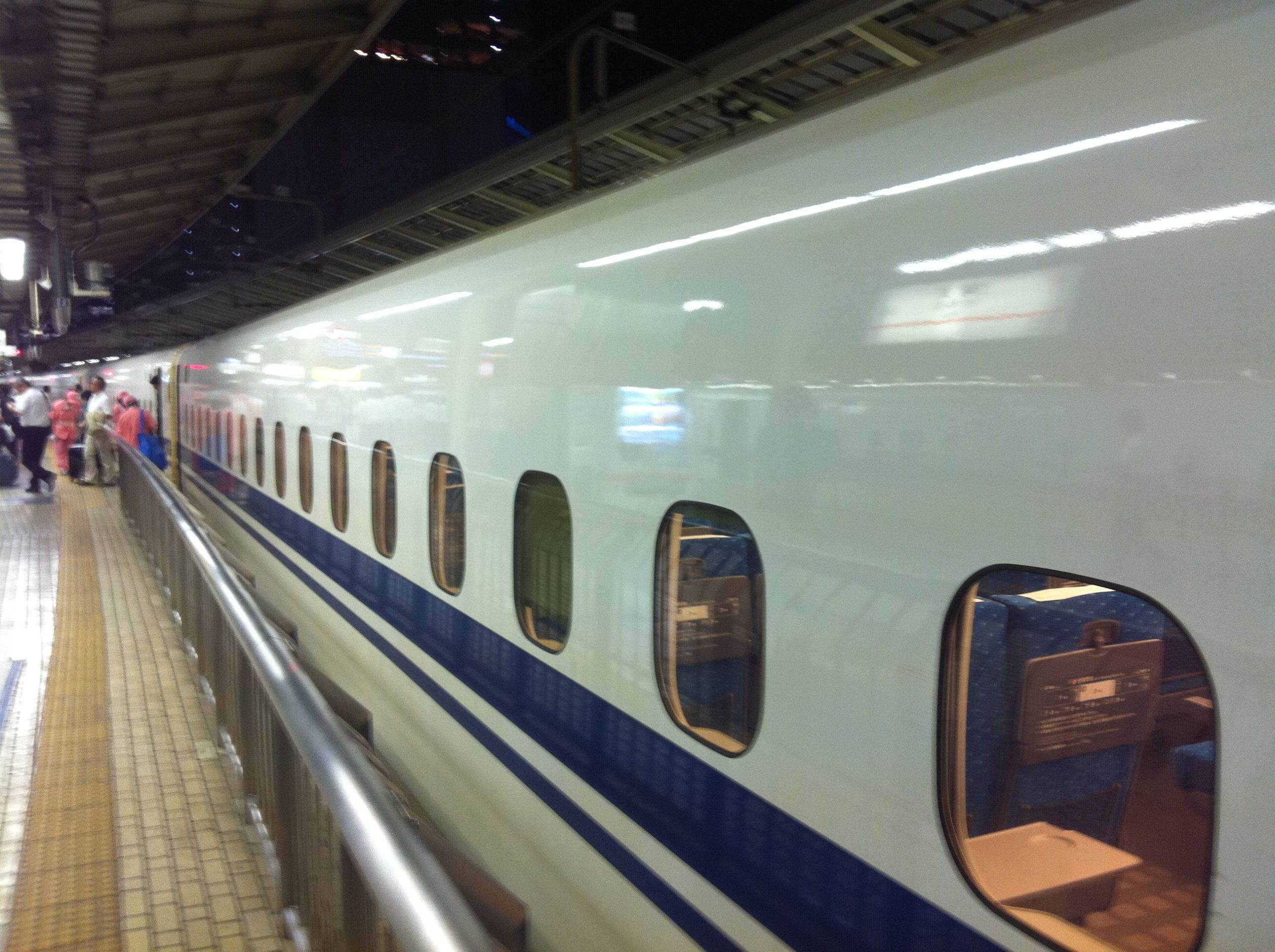 Shinkansen N700