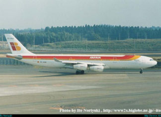 A340-300 de Iberia en Narita