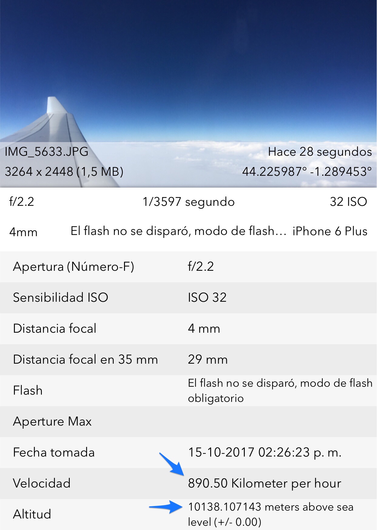 Datos de localización en las fotos hechas desde un Avión