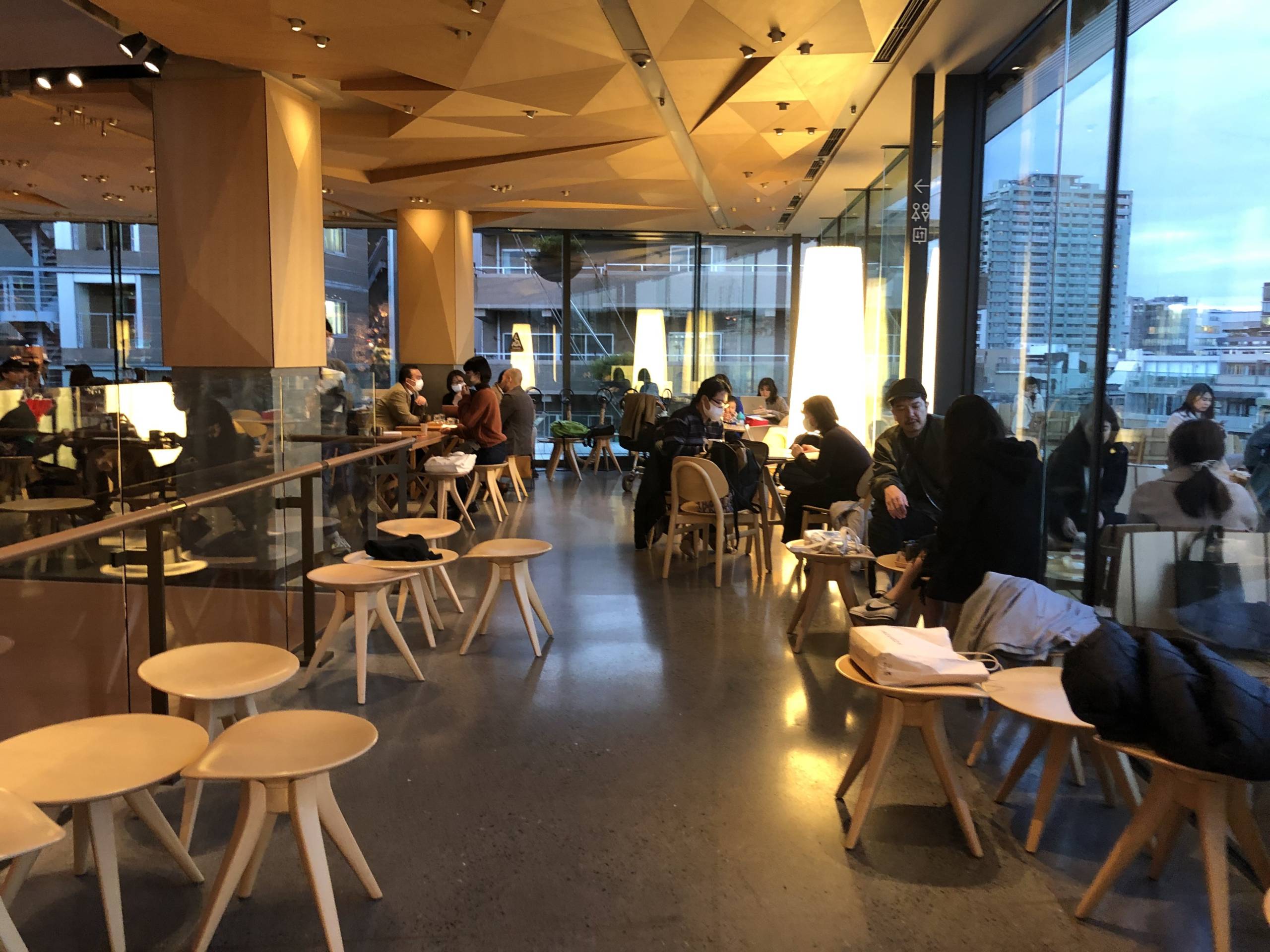 Starbucks Reserve Roastery en Tokio